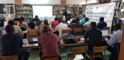 Les apprenants au cours d'une séance de travailZapping des archives