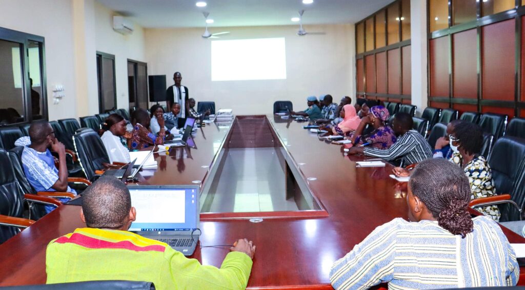 Formation sur l'archivage physique et électronique au Burkina Faso : le MJDHRI renforce les compétences de ses acteurs pour une gestion documentaire optimisée.