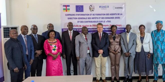 Digitalisation des impôts en République centrafricaine, réunion du ministre avec les agents de la Direction générale des impôts et des douanes (DGID)