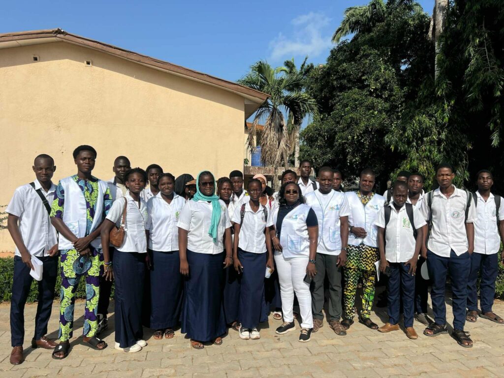 photo des participants à la rencontre ADADB étudiants INFODOC Bénin 2025