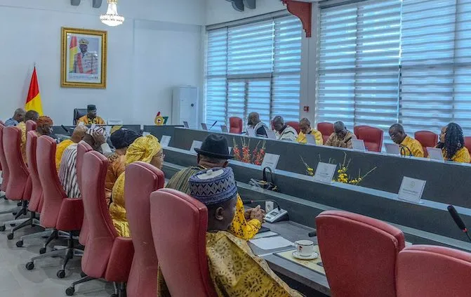 conseil des ministres statuant les recette de la dématérialisation des paiements en Guinée